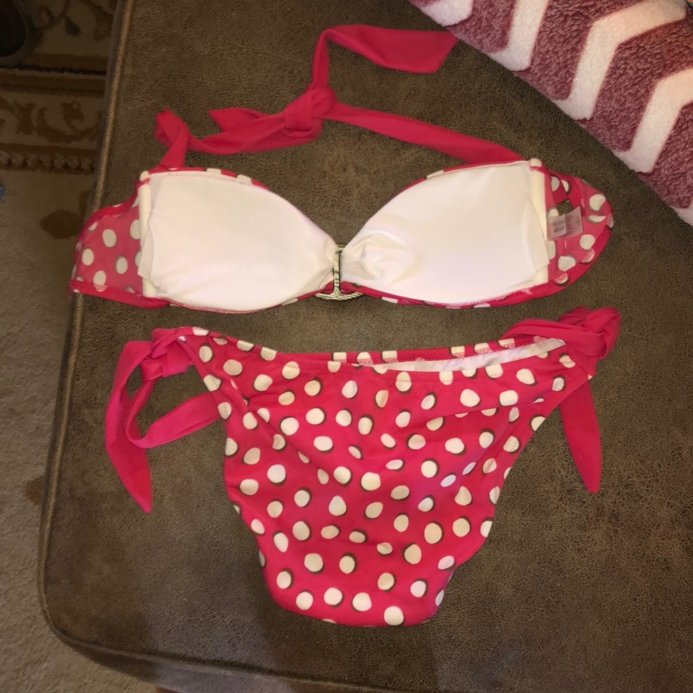 Bathing suit - Picture 2 of 4